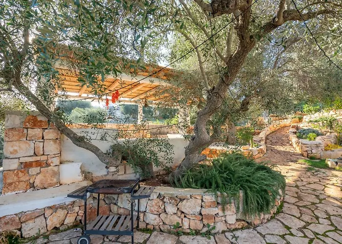 Lamia With Pool Ostuni