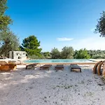 Lamia With Pool * Ostuni