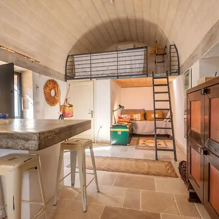 Lamia With Pool Дом отдыха