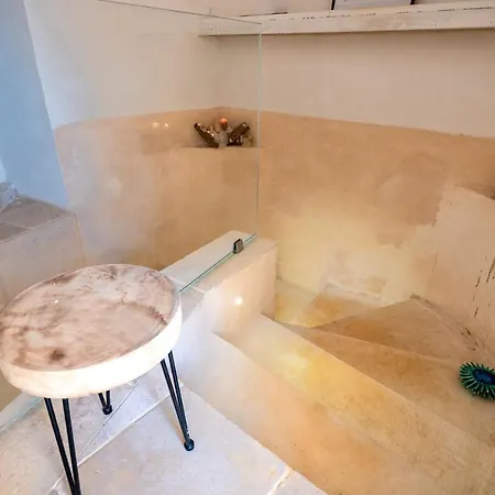 Lamia With Pool Дом отдыха Остуни