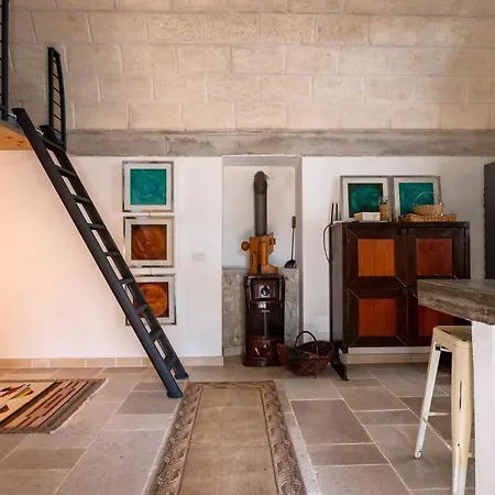 Дом отдыха Lamia With Pool Остуни