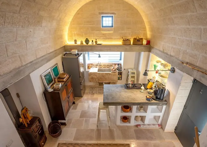 Lamia With Pool Holiday home Ostuni