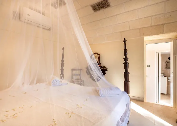 Lamia With Pool Holiday home *